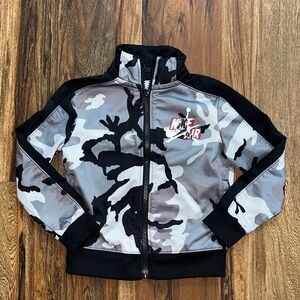 Boys Nike Air Jordan Camouflage Zip-Up Sweatshirt Size 2T